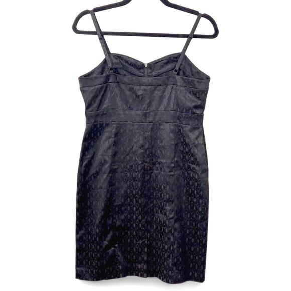 Kensie Women’s Dress Size 8 Y2K Minimalist Cocktail Chic Black Brocade Fit Flare - Picture 1 of 11